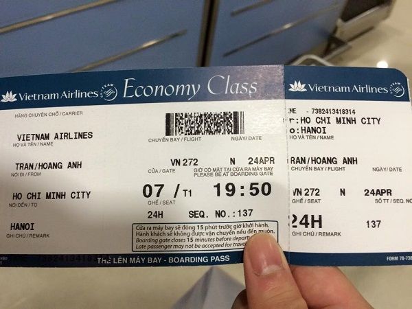 Đổi vé máy bay Vietnam Airlines mất bao nhiêu tiền