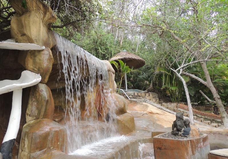 Suối khoáng nóng Tháp Bà Suối khoáng nóng Tháp Bà