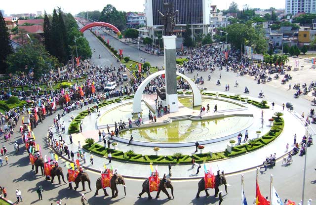 Vé máy bay khuyến mãi đi Buôn Mê Thuột