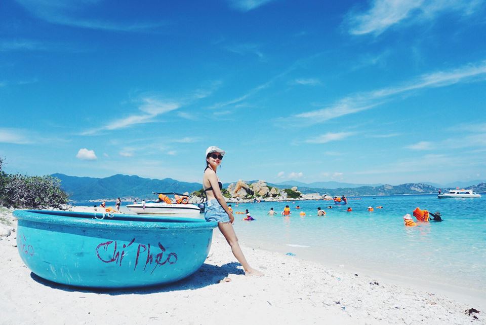 Bay từ Hà Nội vào Nha Trang mất bao lâu?